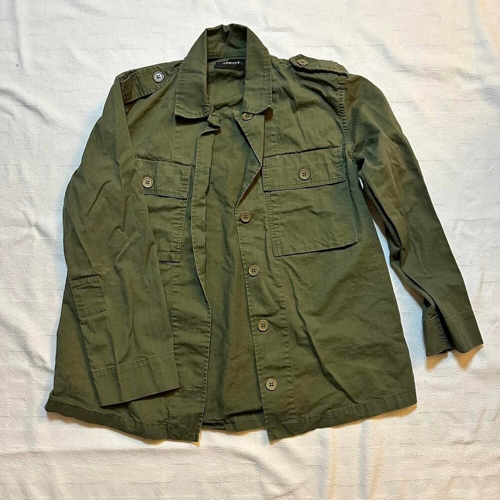 Army green cotton button up